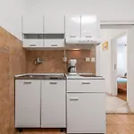 Family-friendly With Swimming Pool Cancini - - 24335 Appartement *