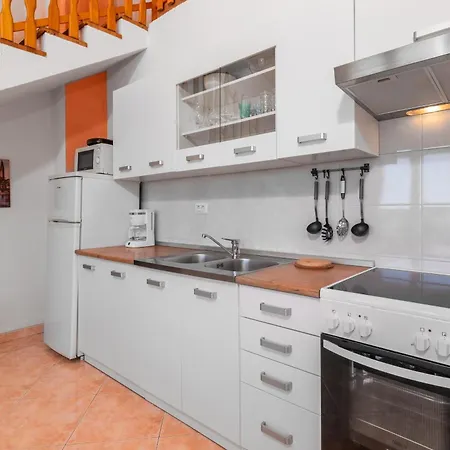 Apartament Family-friendly With Swimming Pool Cancini, - 24335 Poreč