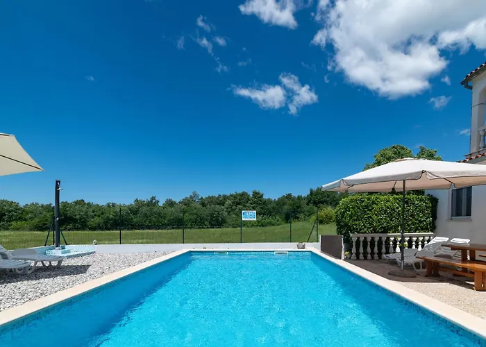 Family-friendly With Swimming Pool Cancini - - 24335 Poreč