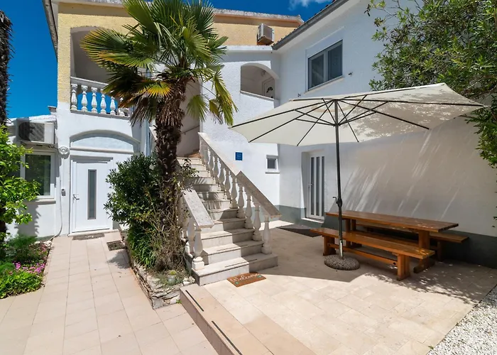 Family-friendly With Swimming Pool Cancini - - 24335