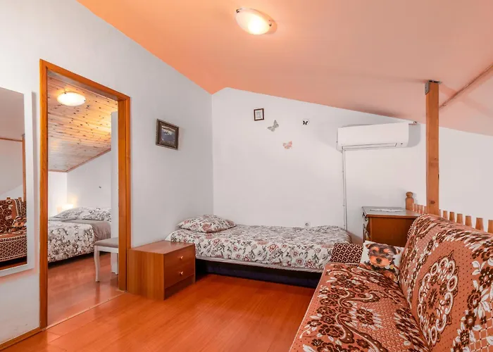 Family-friendly With Swimming Pool Cancini - - 24335 *