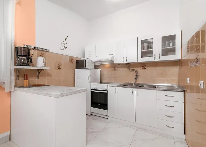 Family-friendly With Swimming Pool Cancini - - 24335