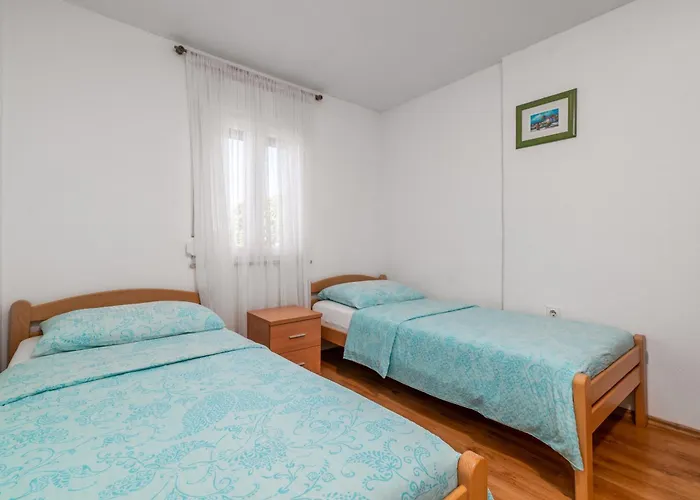 Lejlighed Family-friendly With Swimming Pool Cancini - - 24335 Poreč