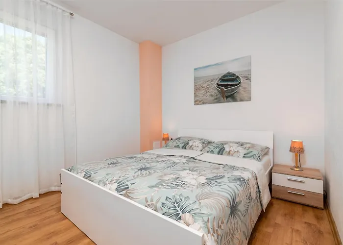 Family-friendly With Swimming Pool Cancini - - 24335 Poreč