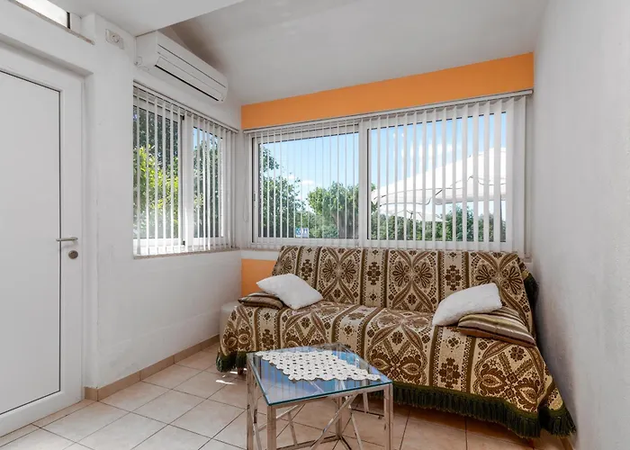 Appartement Family-friendly With Swimming Pool Cancini - - 24335