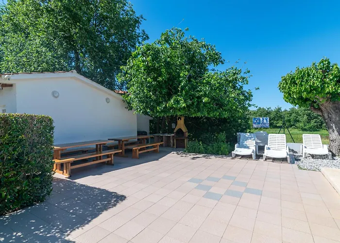 Family-friendly With Swimming Pool Cancini - - 24335 Appartement *