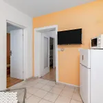 Family-friendly With Swimming Pool Cancini - - 24335 Apartment Porec
