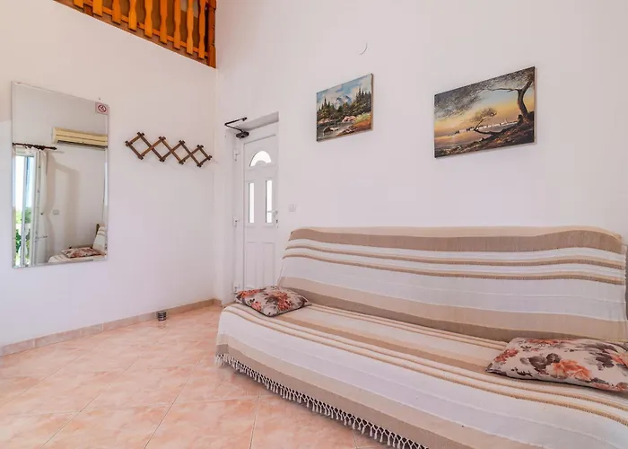 Family-friendly With Swimming Pool Cancini - - 24335 *